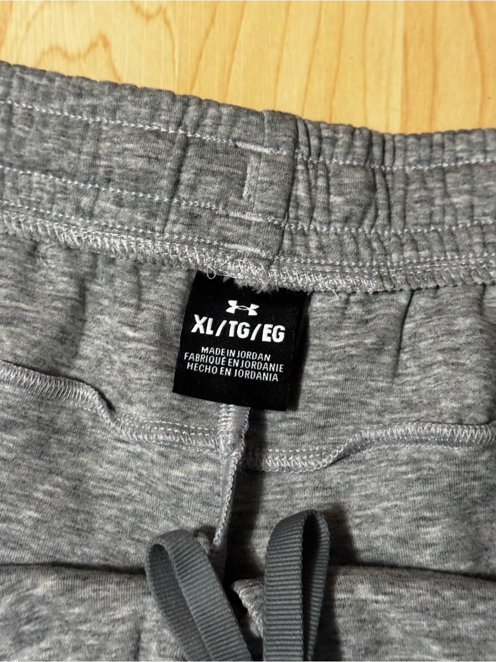 Under Armour Heather Gray Performance Joggers - Picture 4 of 4